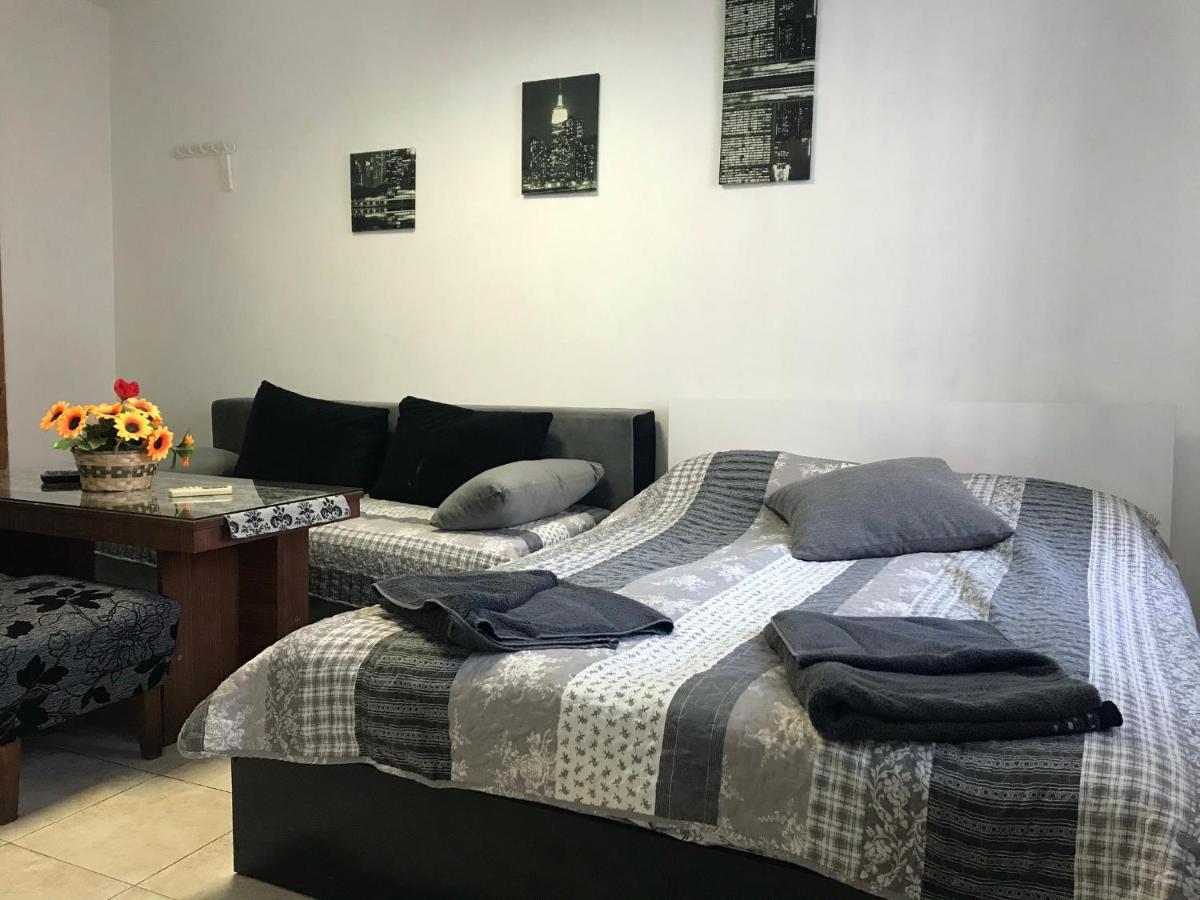 Apartament Day And Night Wielkie Tyrnowo Zewnętrze zdjęcie